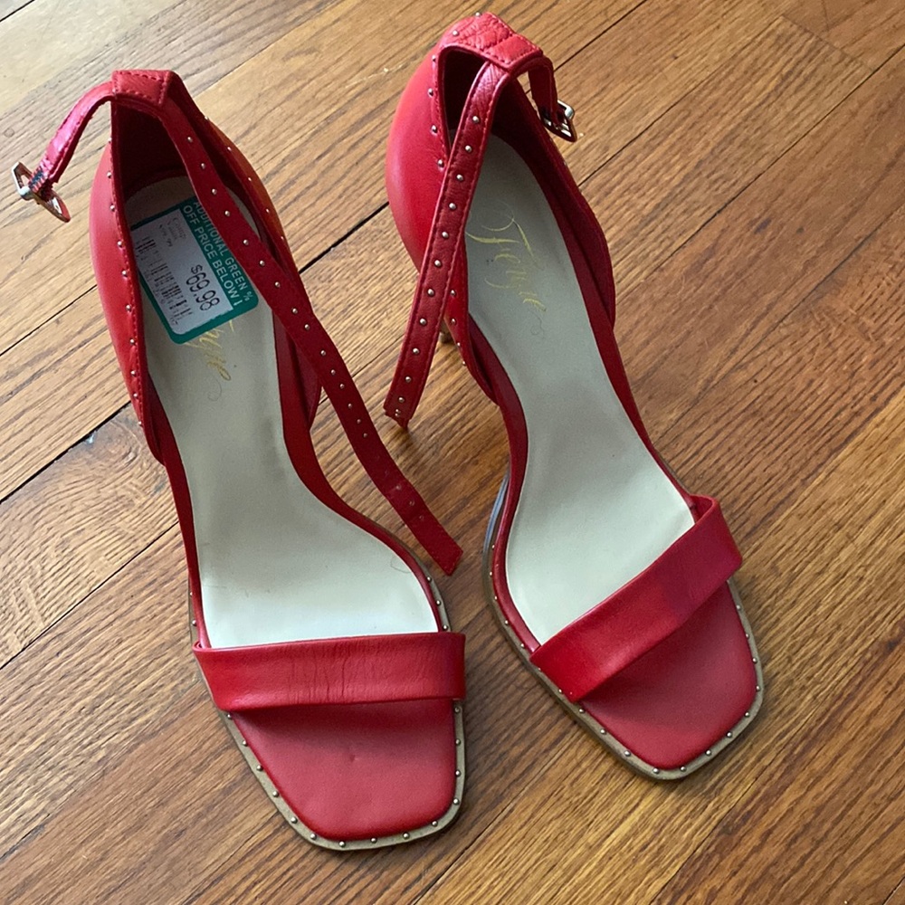 Fergie heels red 9 Remix leather